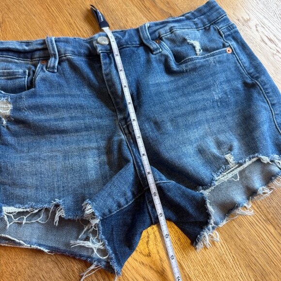 Blank NYC The Astor Cut-Off Shorts Distressed Size 30 - Picture 11 of 12